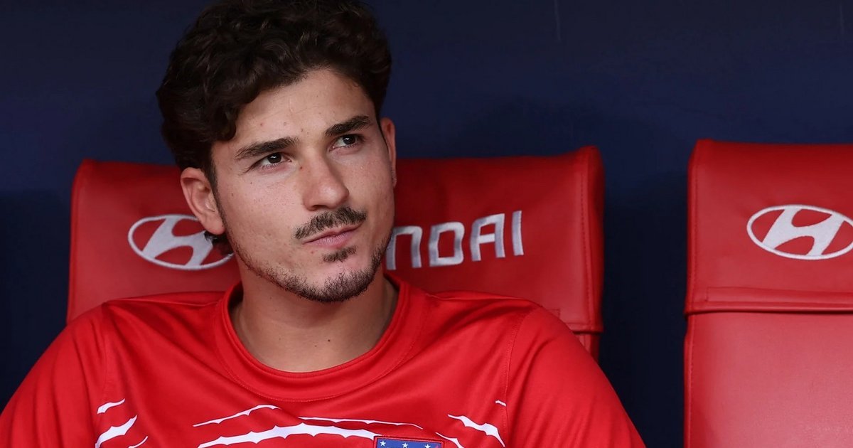 La Araña cortó el hilo: Álvarez despide a su representante tras el fiasco con el Barça