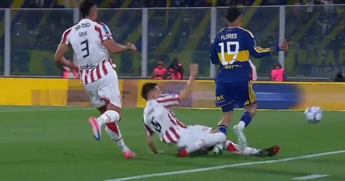 Al límite: la durísima entrada de Matías Gallardo que encendió el Kempes