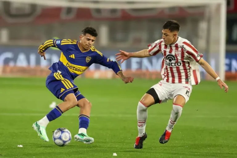 Polémica y garrafal error: Instituto y Boca se repartieron todo en un Kempes de infarto