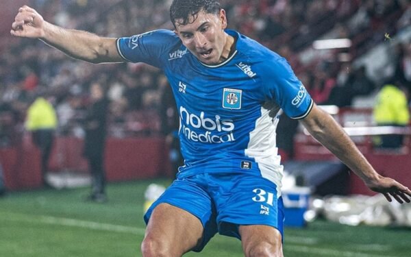 El Monumental y el abismo: la desesperada ilusión de Estudiantes por un batacazo