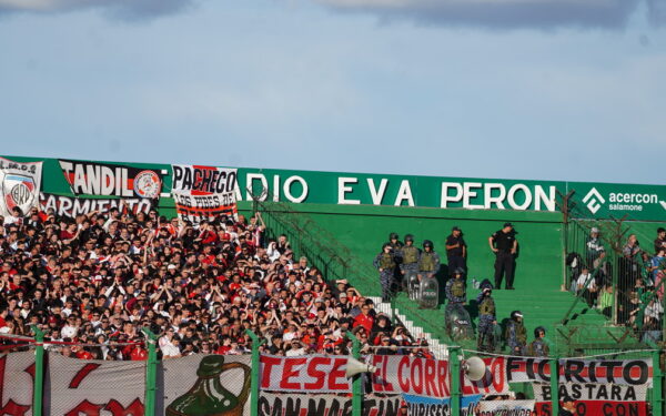 Puertas cerradas para Sarmiento: Aprevide castiga al Verde tras el caos con River