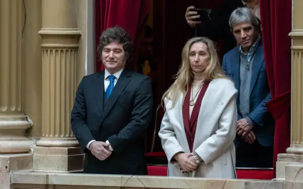 Milei Juega a Esperar: El Gobierno Frena Acuerdos con Gobernadores por las PASO 2027