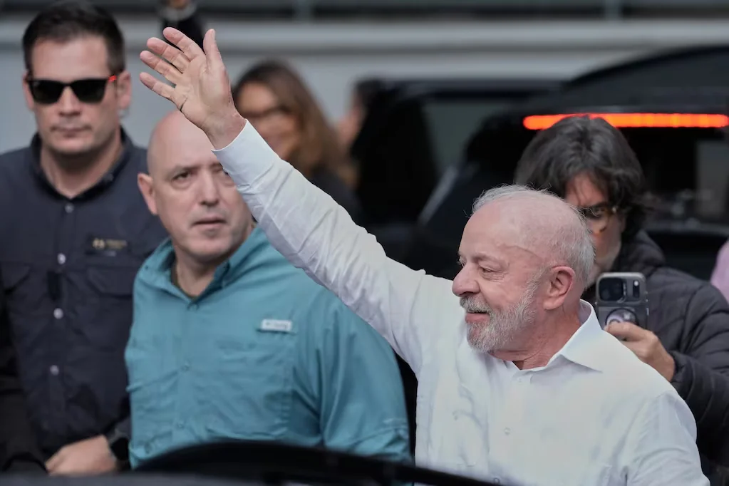 Tafi Viejo debate los retos de Lula: déficit, Congreso hostil y EE.UU.