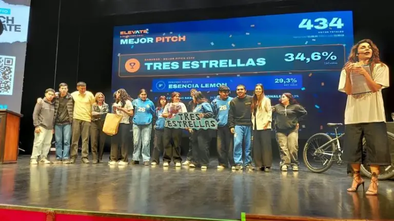 Tafí Viejo: ¡Estudiantes arrasan en competencia de microemprendimientos!