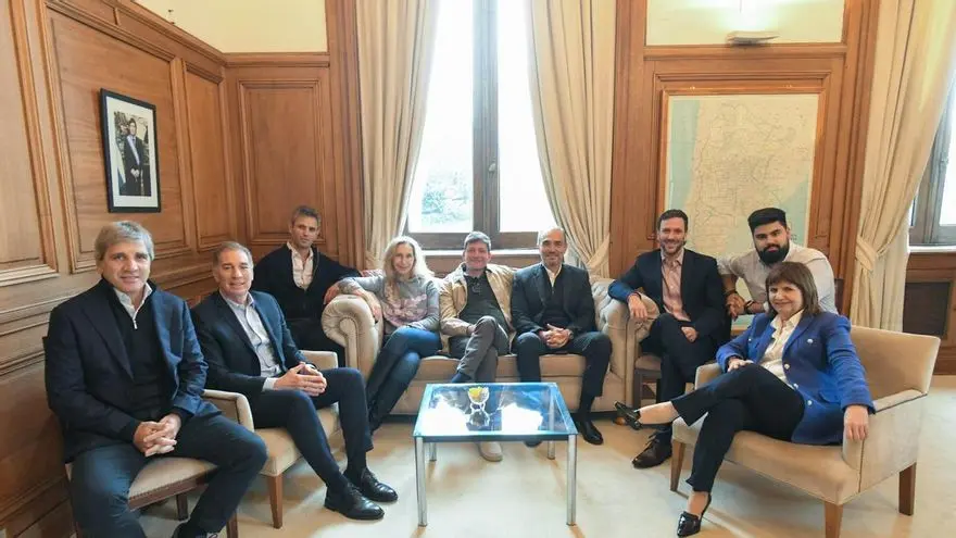 Milei en Catamarca: Litio, Acuerdos y la Búsqueda de Votos para el Presupuesto 2027
