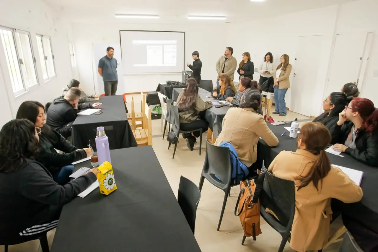 Tafí Viejo: Capacitan a municipales para optimizar servicios al vecino